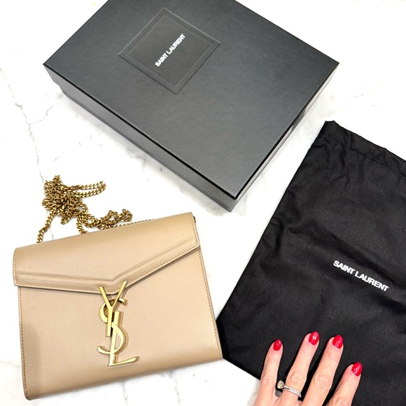 Saint Laurent Chain Wallet Crossbody - Picture 3 of 5